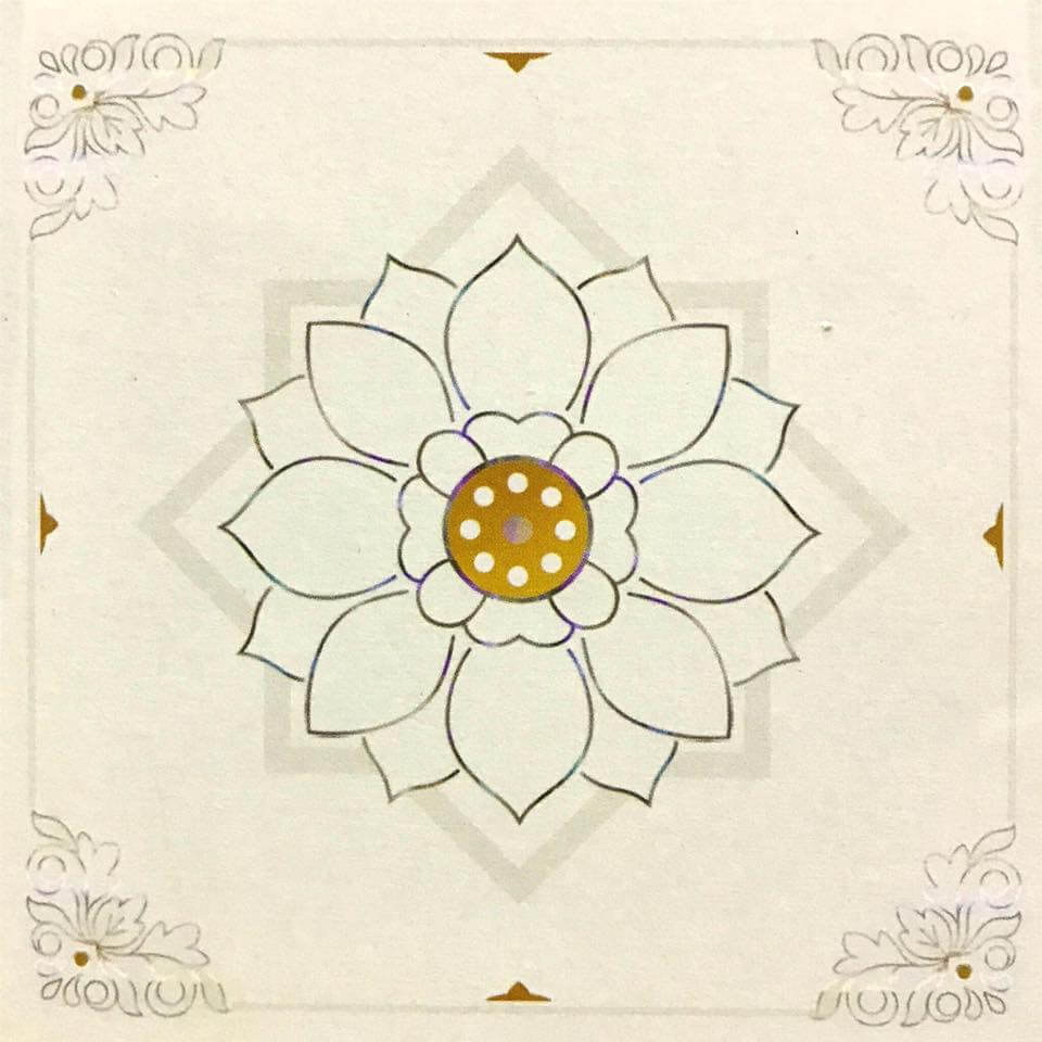 lotus-tam-tran-tha-nhua-pvc-600x600-hoa-xen-bao-gia-moi-2018